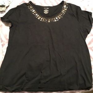 St. John’s batty beaded yoke tee